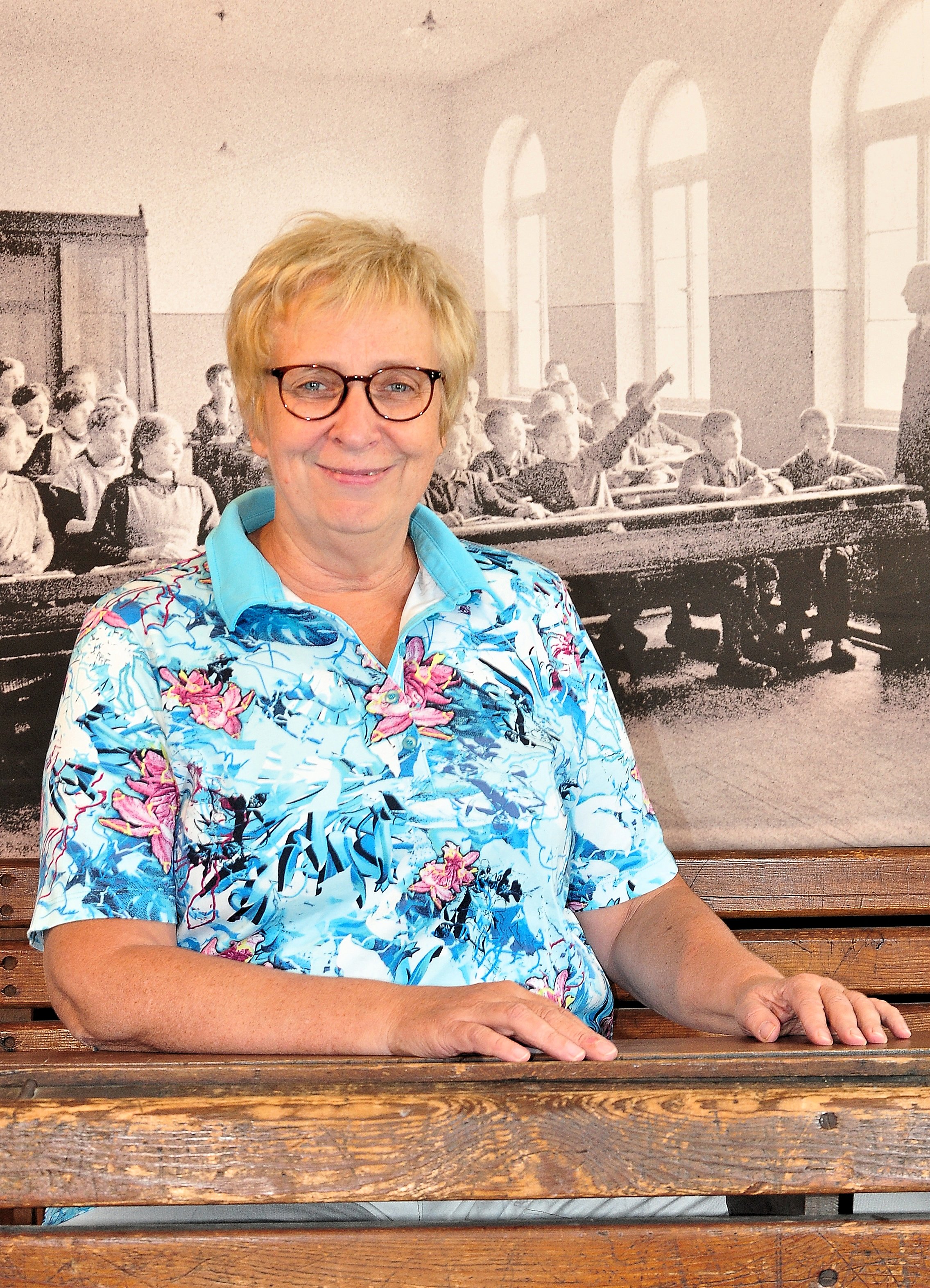 schulbank-2018-jutta-finkeldei-s-dschule-iserlohn